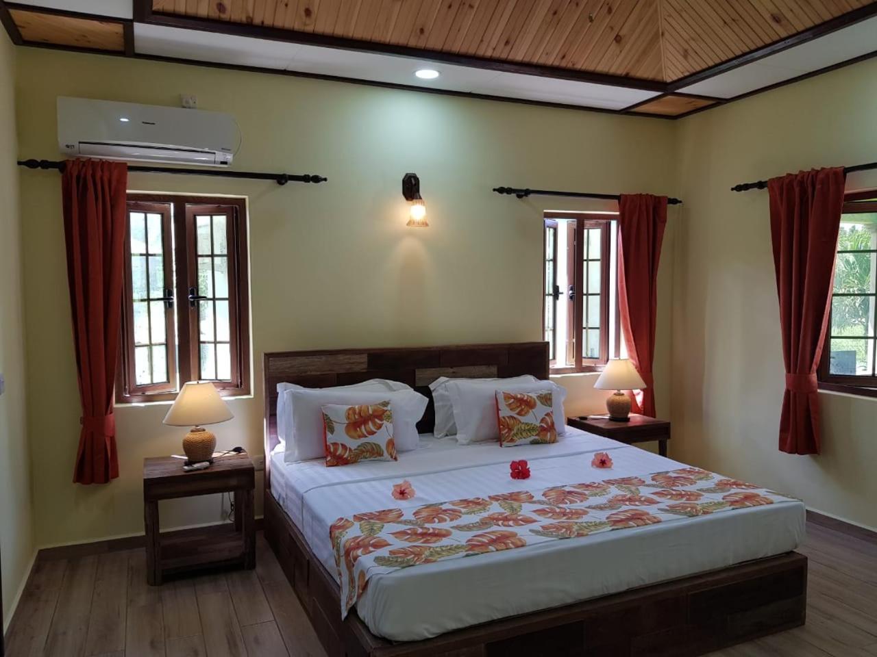 La Passe Holiday Villa Ла-Діг Екстер'єр фото